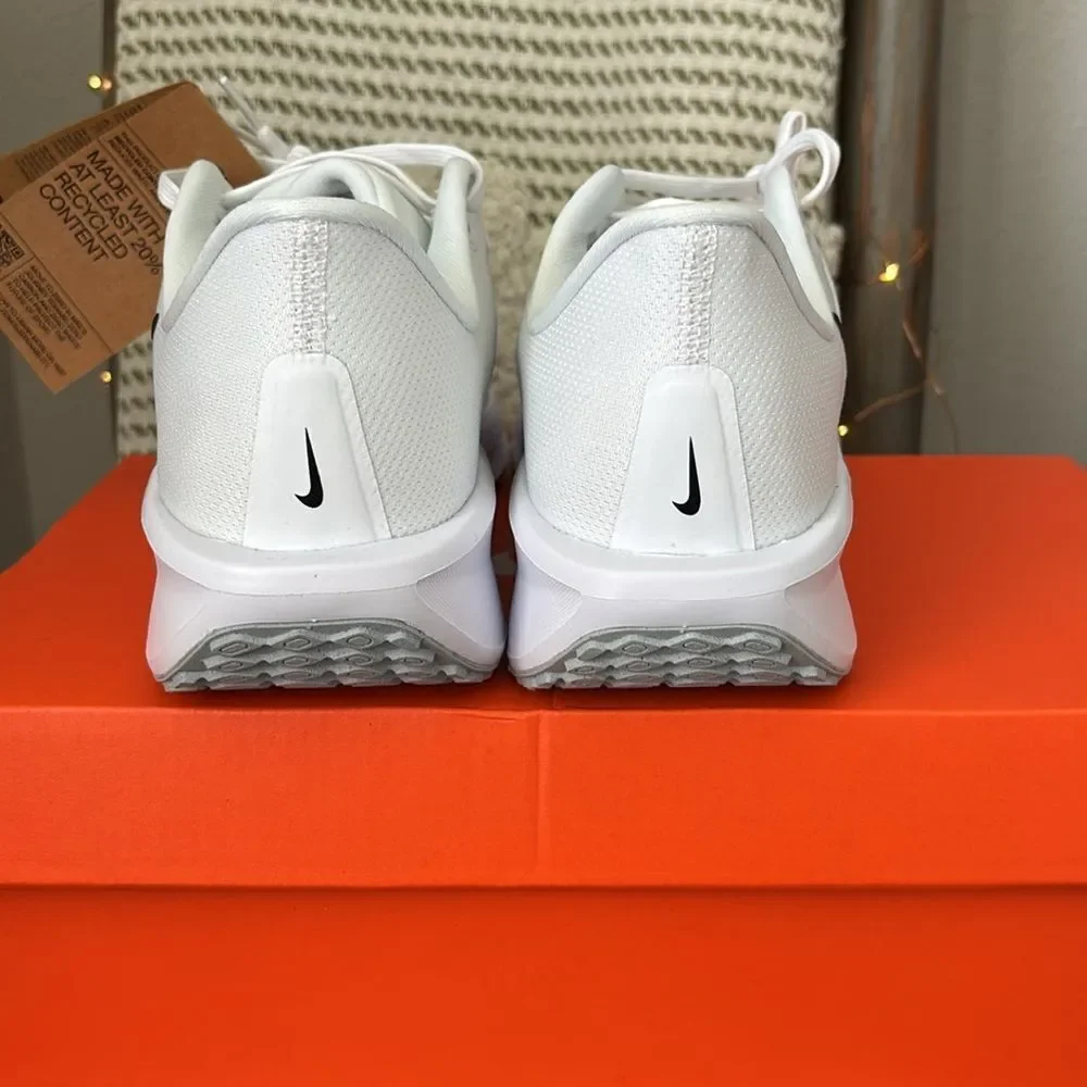 Nike Quest 6 Sneakers